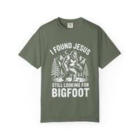Load image into Gallery viewer, I Found Jesus Still Looking For Bigfoot - Comfort Colors Men's Tee