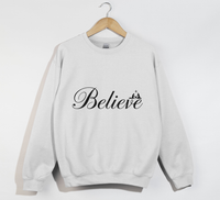 Load image into Gallery viewer, Christmas Believe - Sweatshirt
